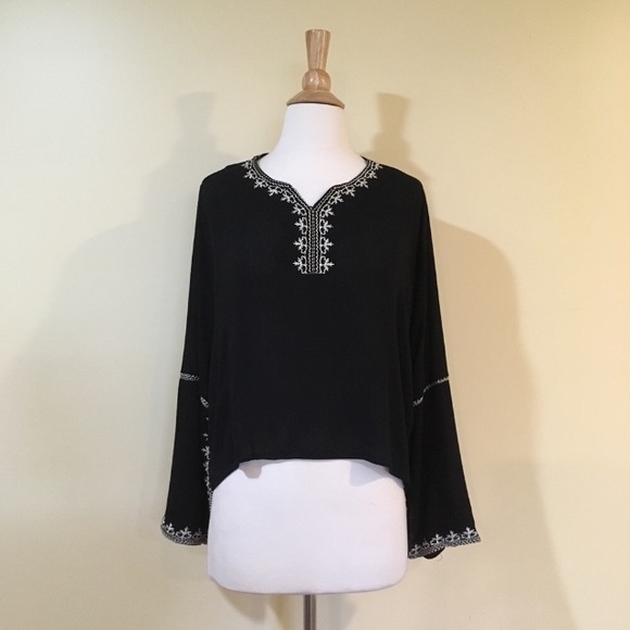 Embroidered V Neck Bell Sleeve Top - Picture 2 of 4